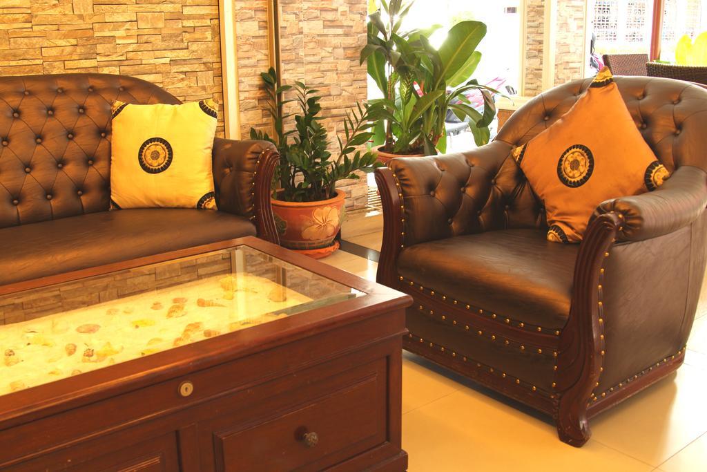 Good Nice Hotel Patong Екстер'єр фото