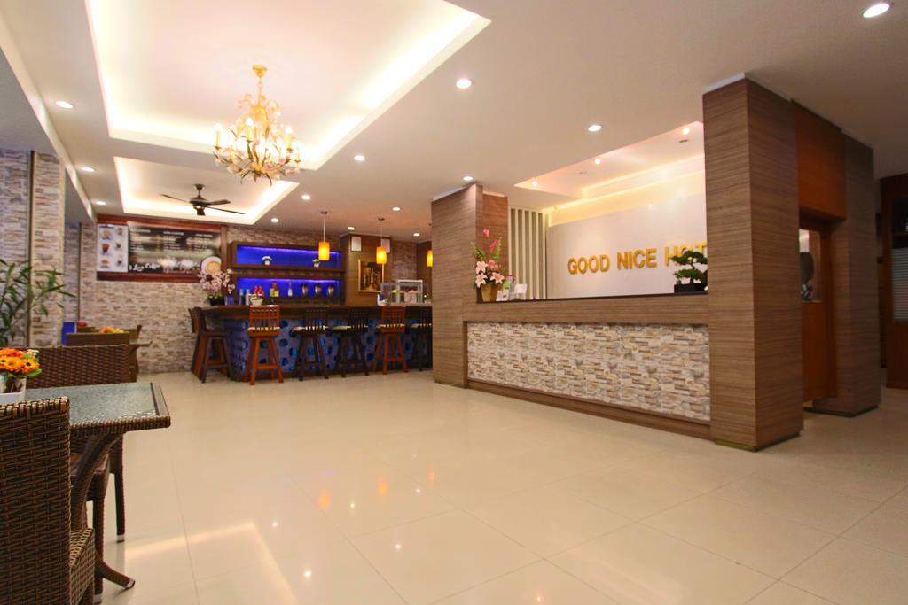Good Nice Hotel Patong Екстер'єр фото