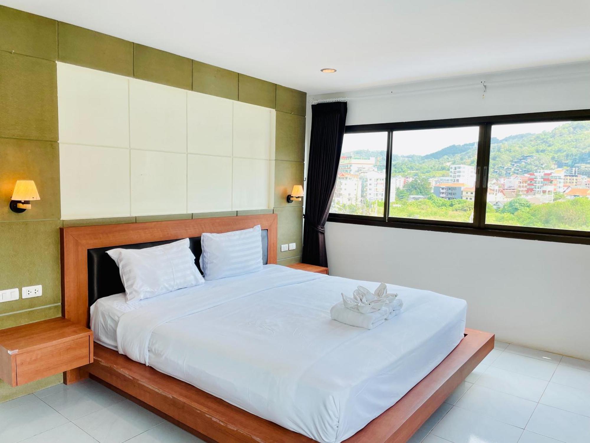 Good Nice Hotel Patong Екстер'єр фото