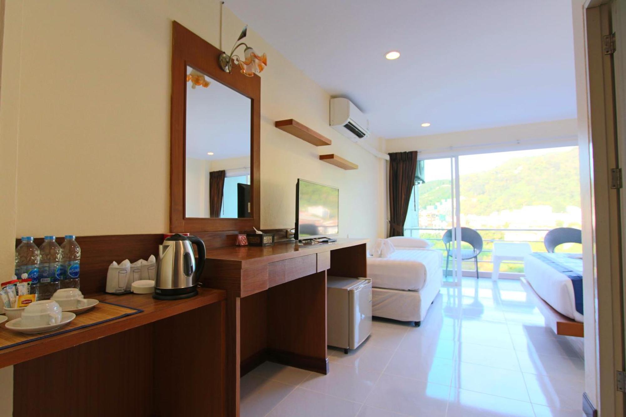 Good Nice Hotel Patong Номер фото