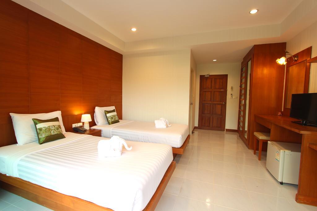 Good Nice Hotel Patong Номер фото