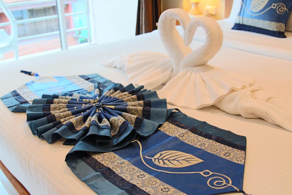 Good Nice Hotel Patong Екстер'єр фото